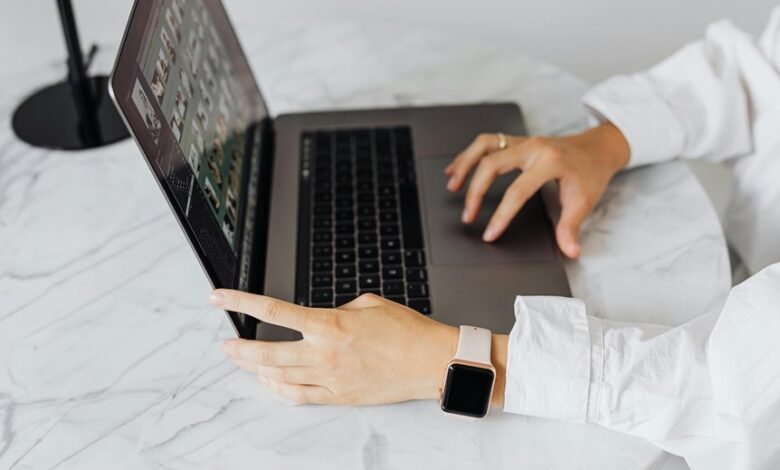 trusted tech connection line